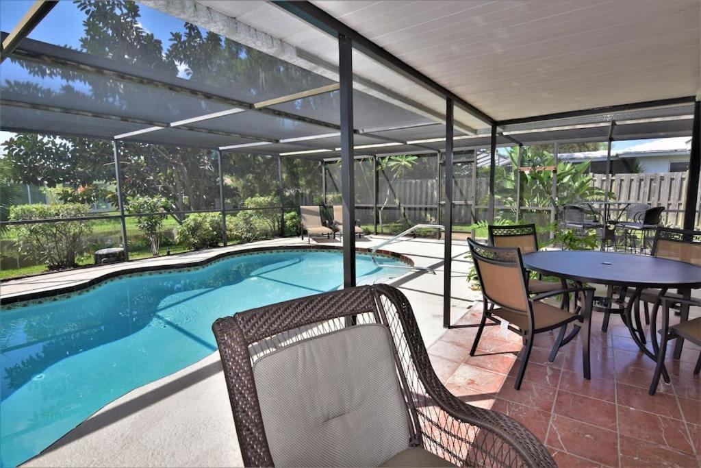 Rowena House 2Bd Den 2Bth Heated Pool Near Siesta Key Villa Sarasota Dış mekan fotoğraf